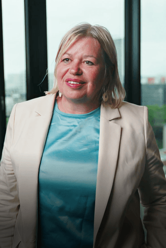 Testimonial card claudia